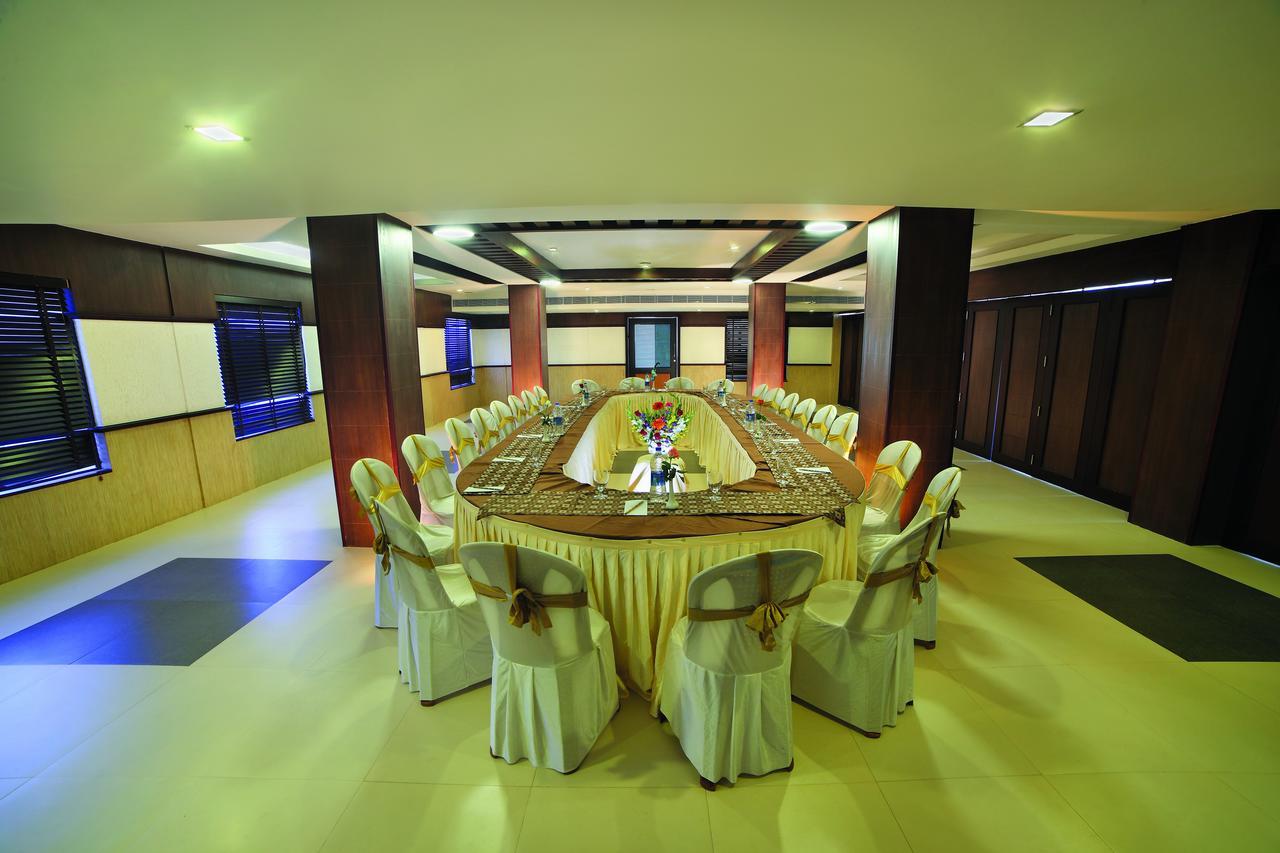 Hotel Zodiac Regency Kollam Exteriér fotografie